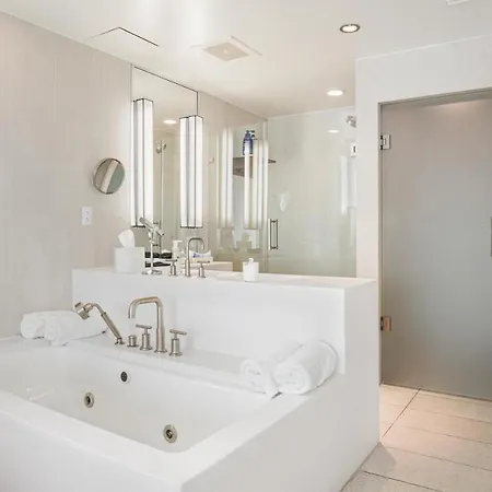 Luxury Corner 1 Bedroom W Residence With Fantastic Intercoastal Views, Pool & Hot Tub Fort Lauderdale Exterior photo