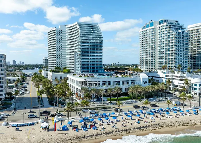 Luxury Corner 1 Bedroom W Residence With Fantastic Intercoastal Views, Pool & Hot Tub