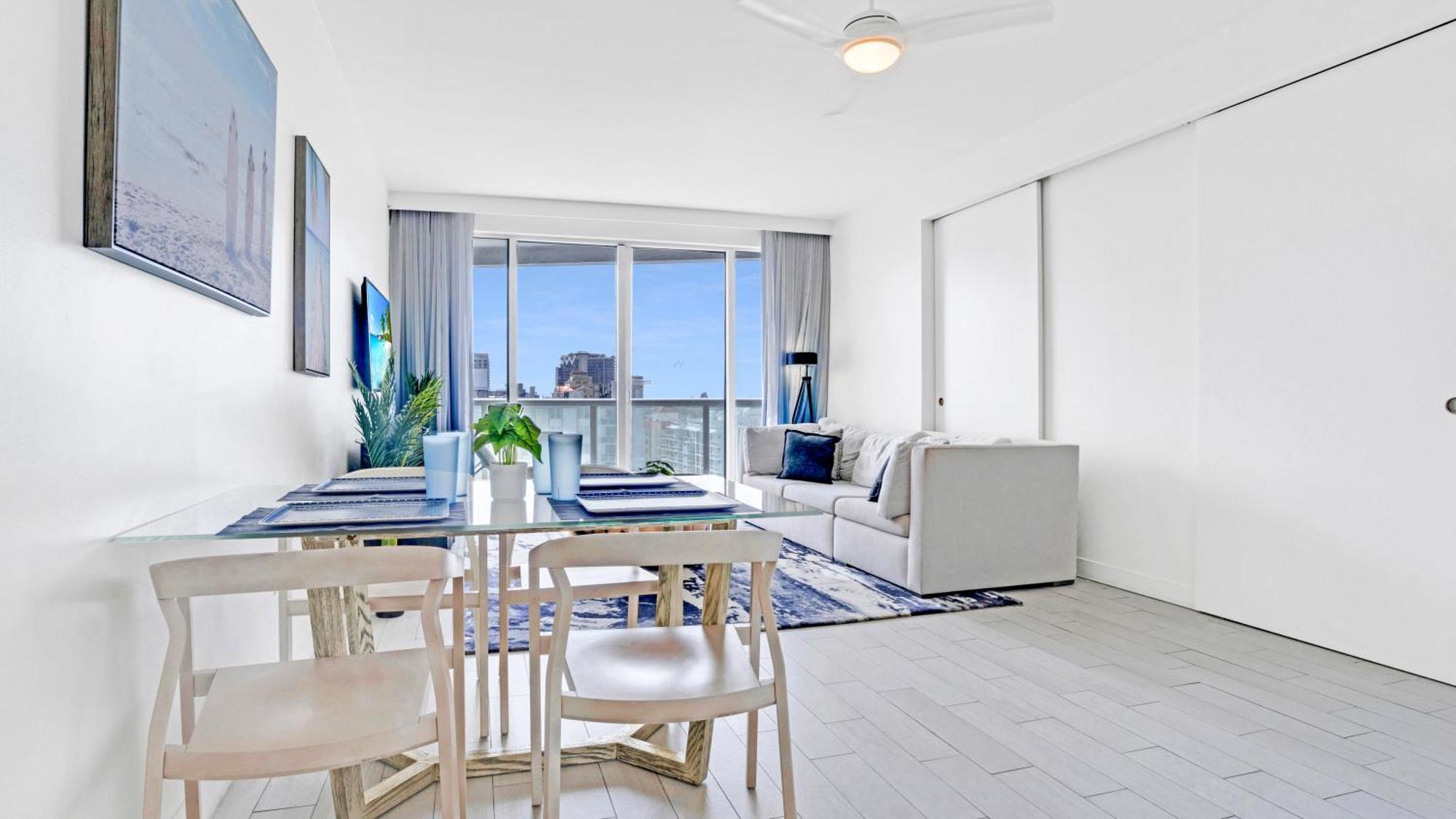 Luxury Corner 1 Bedroom W With Fantastic Intercoastal Views, Pool & Hot Tub Appartamento *